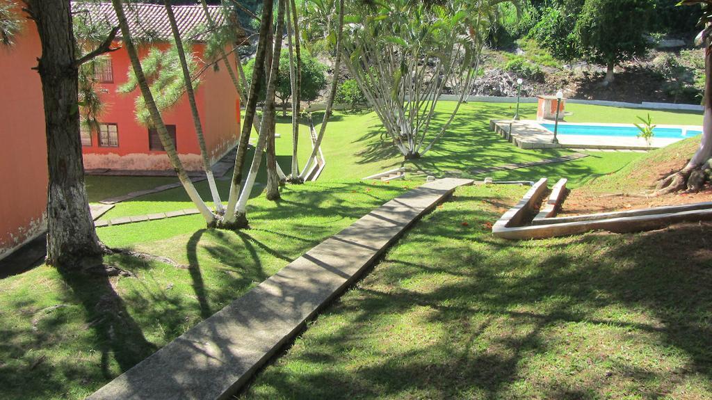 Chale Em Ilhabela - Praia De Itaguassu Exterior foto